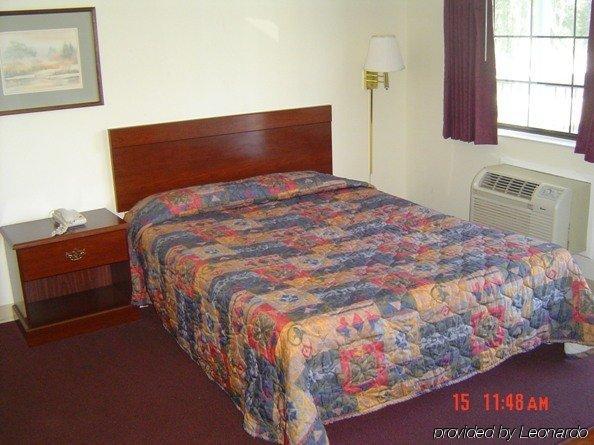 Savannah Garden Inn Oda fotoğraf